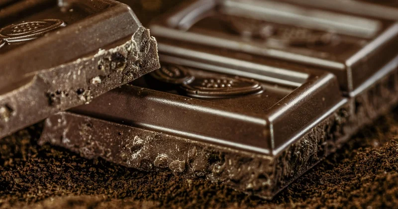 Mousse au chocolat 2 ingrédients : est-ce que ça marche vraiment ?